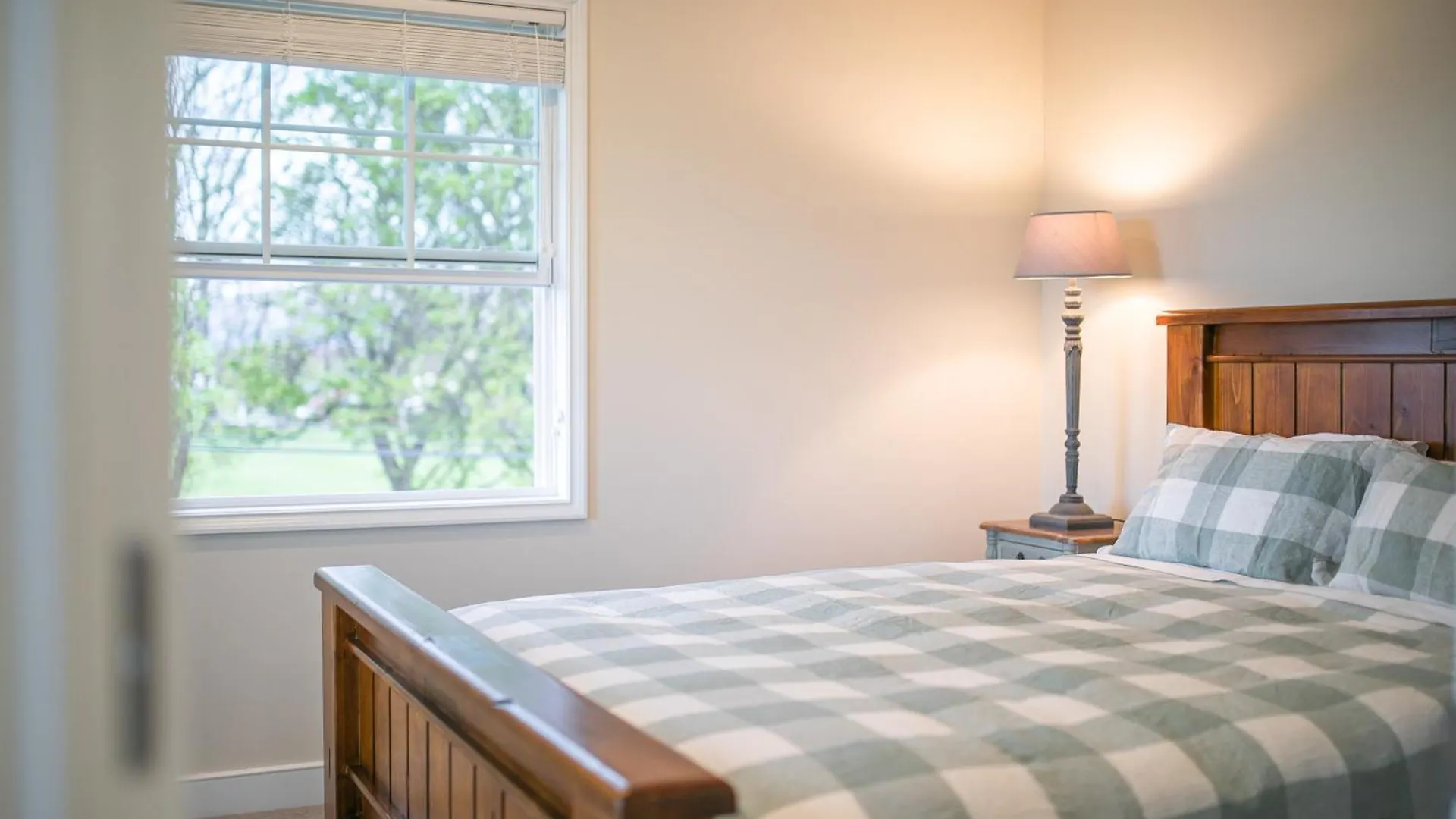 Apartamento 3 Bed Family Retreat Classic Charm With Park Views Christchurch