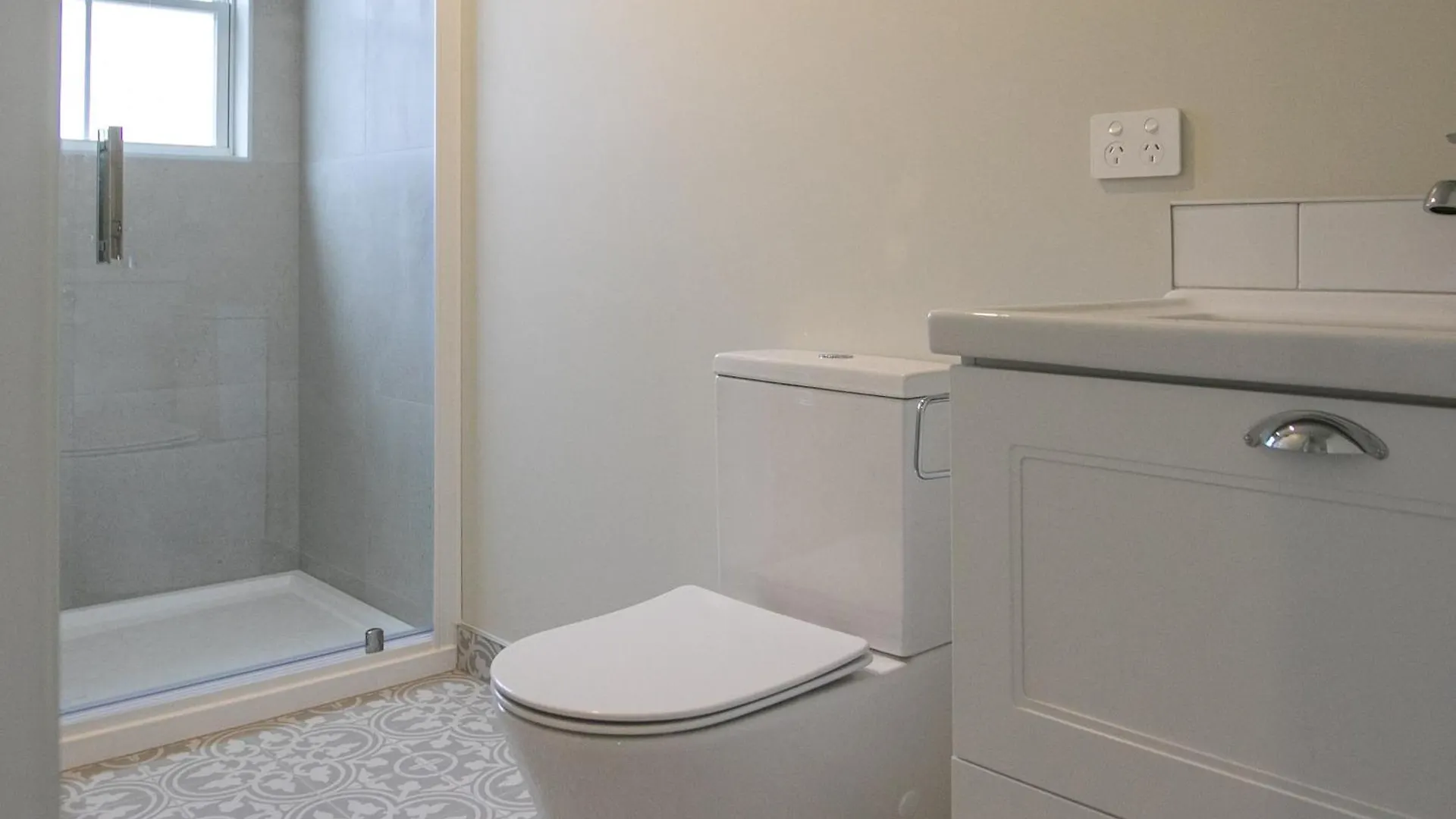 3 Bed Family Retreat Classic Charm With Park Views Christchurch Apartament