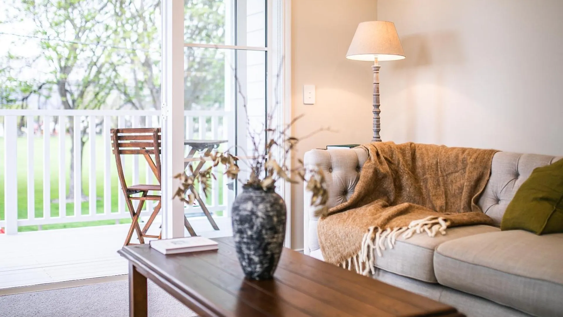 3 Bed Family Retreat Classic Charm With Park Views Christchurch 0*,  Nowa Zelandia
