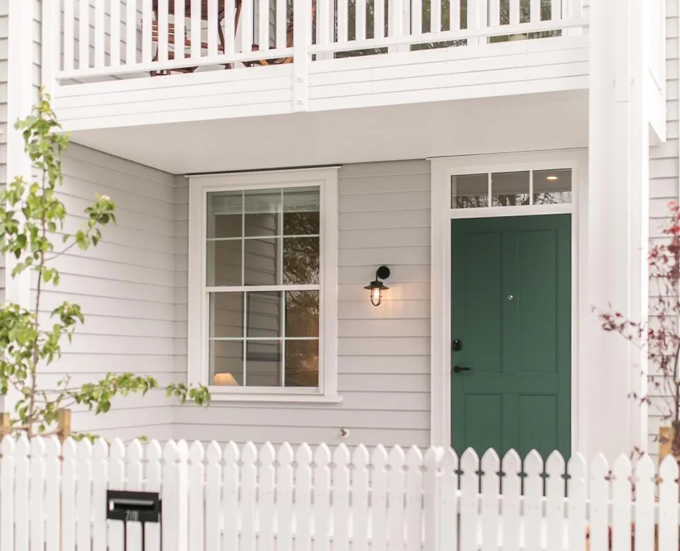3 Bed Family Retreat Classic Charm With Park Views Christchurch 0*,
